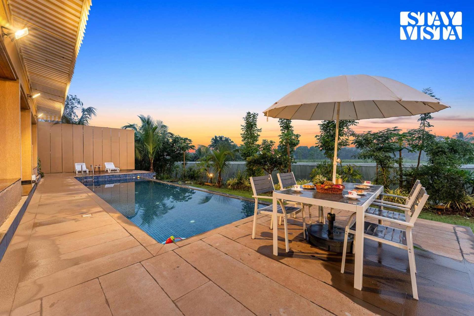 Stayvista At Countryside Meadows With Pool, Ac Pune Eksteriør bilde